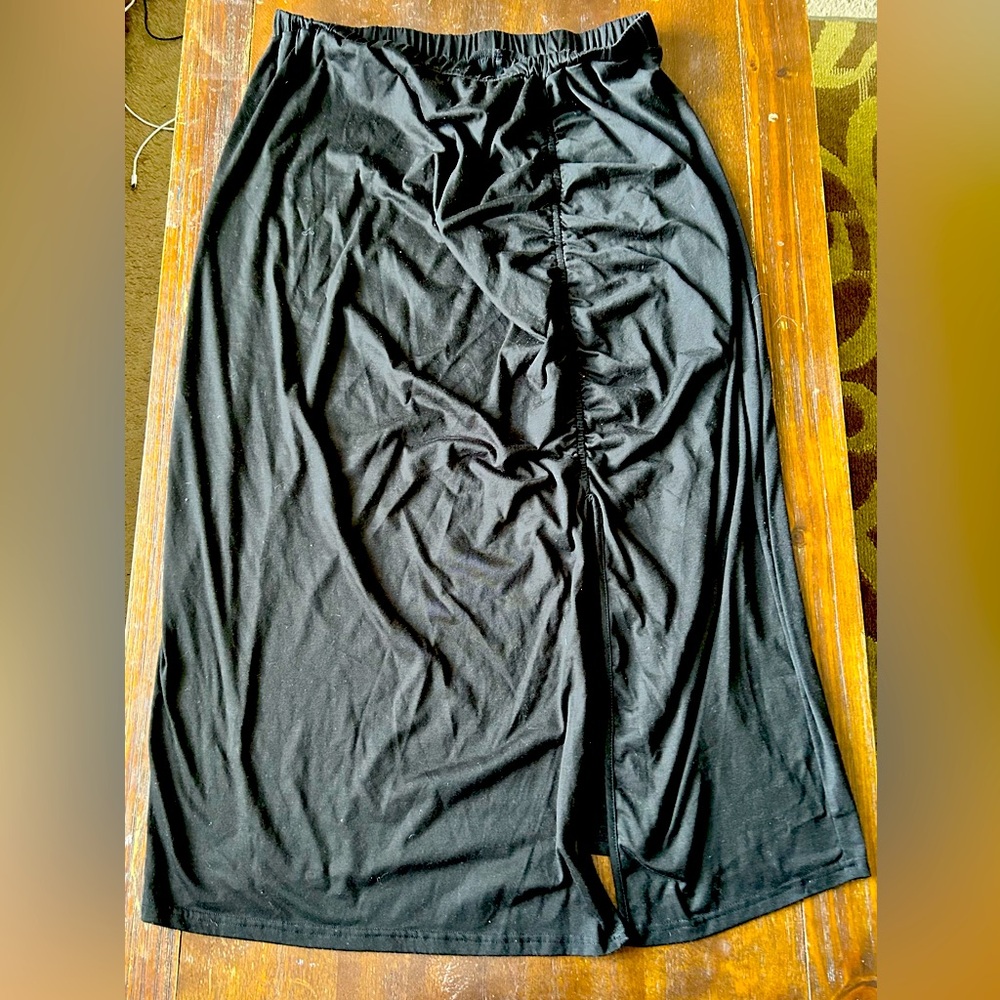SHEIN Split-thigh long skirt